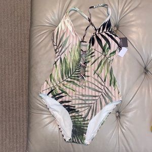 Women’s Size 8 Vince Camuto Swimsuit One Piece